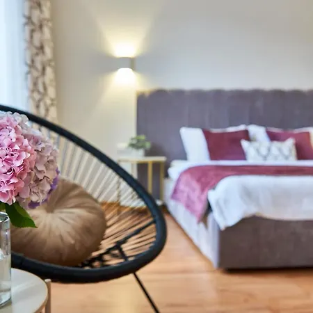 On Kyryla & Mefodia Appartement *