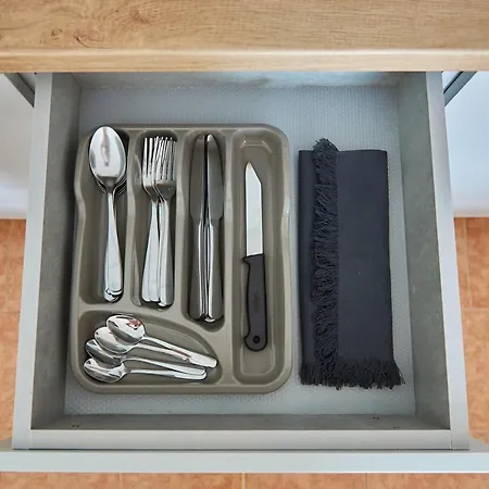 Apartment On Kyryla & Mefodia *