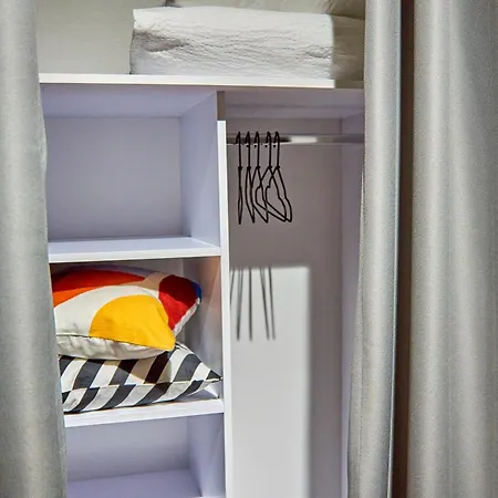 Apartment On Kyryla & Mefodia *